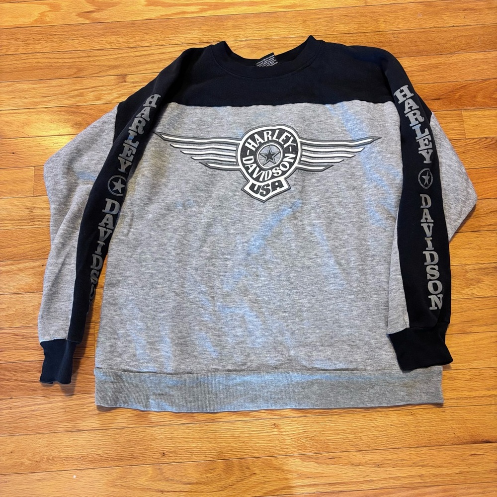 Women’s Harley Davidson Sweatshirt Size Large - Picture 2 of 4